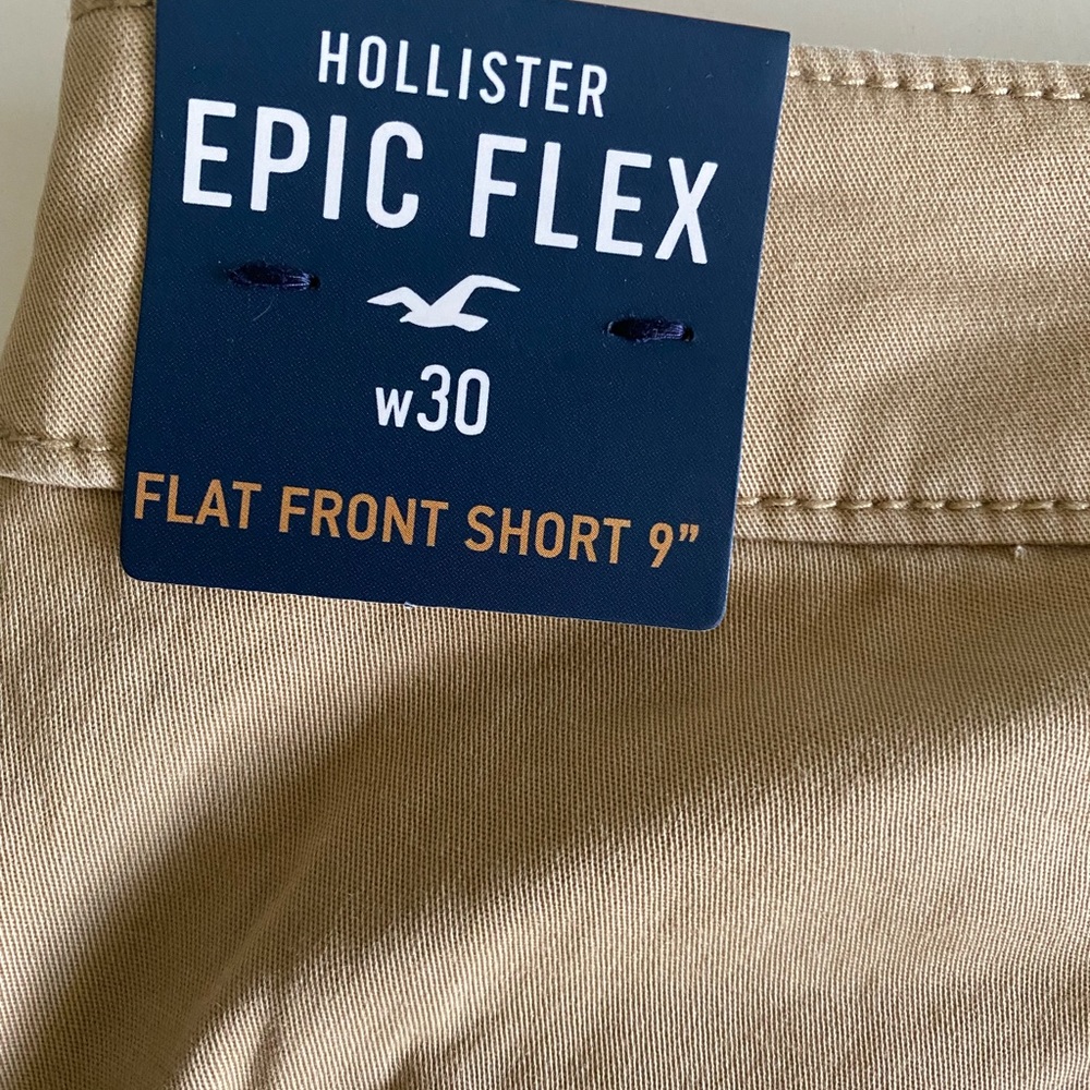 Hollister Epic Flex Flat Front Short 9” Khaki Men’s Size w30 - New With Tags!